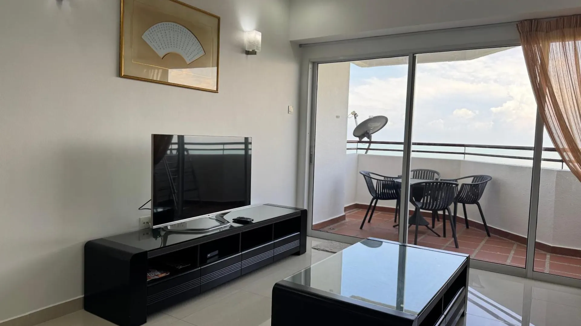 Seaview Resort Batu Ferringhi Apartment